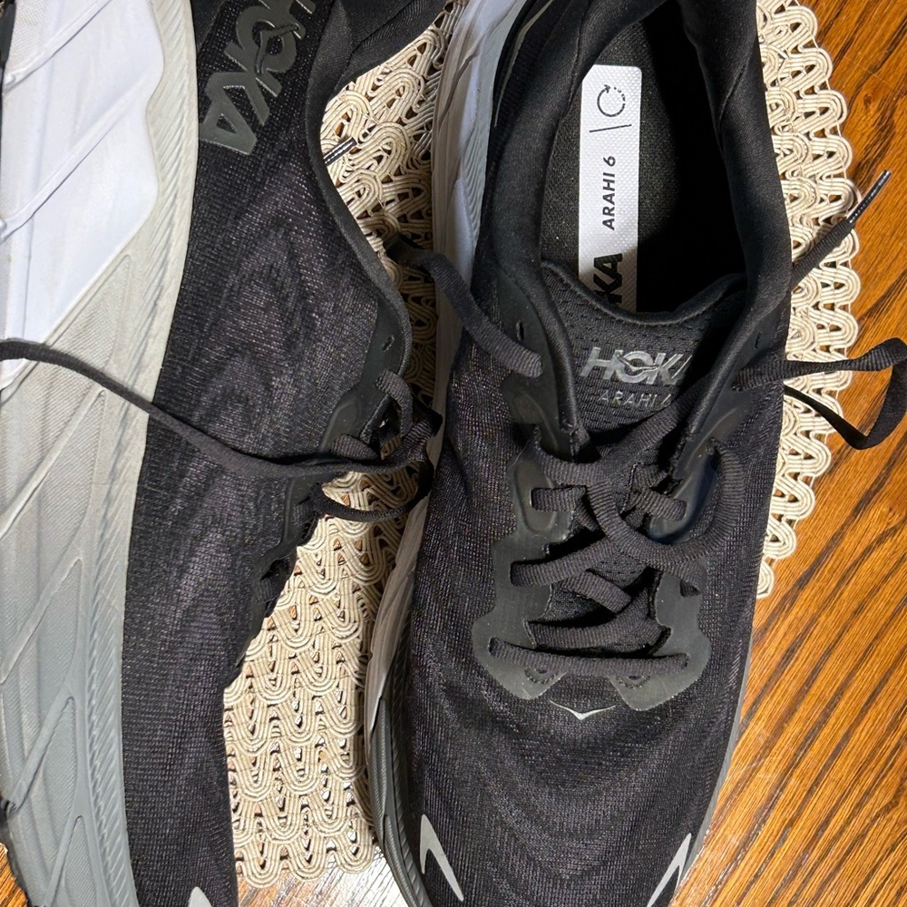 Hoka Black Running Shoes